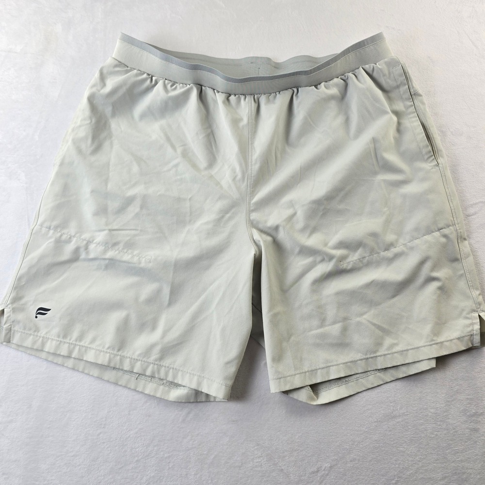 Fabletics Fundamental Short Mens Athletic Shorts Light Gray  L